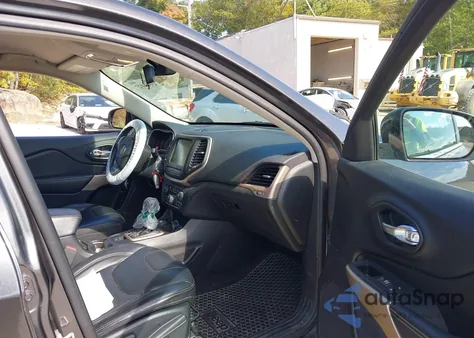 2017 Jeep Cherokee Latitude 4X4 из США, поврежденный, VIN 1C4PJMCB7HW612012